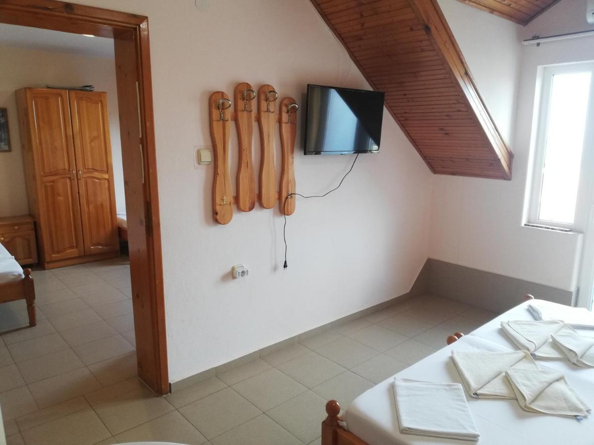 Къща За Гости Каракачанов Sozopol Exterior foto